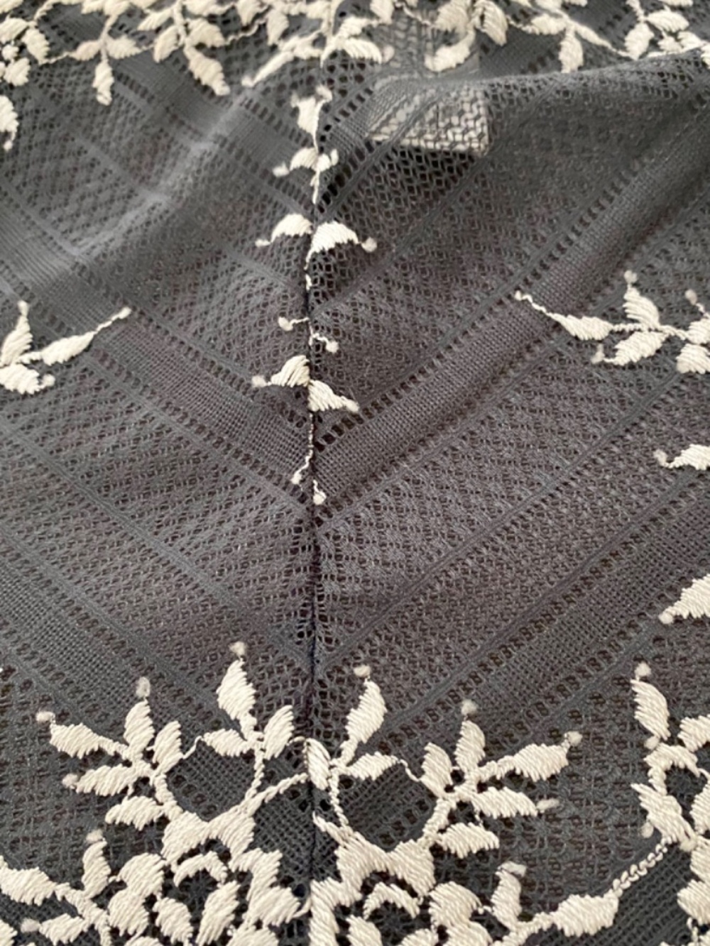 Wacoal Gray and Lace Camisole, Chemise, Lingerie. Poly-spandex. XL - Picture 5 of 10